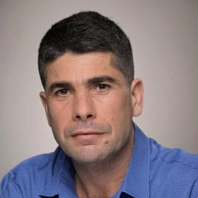 שלום אמויאל