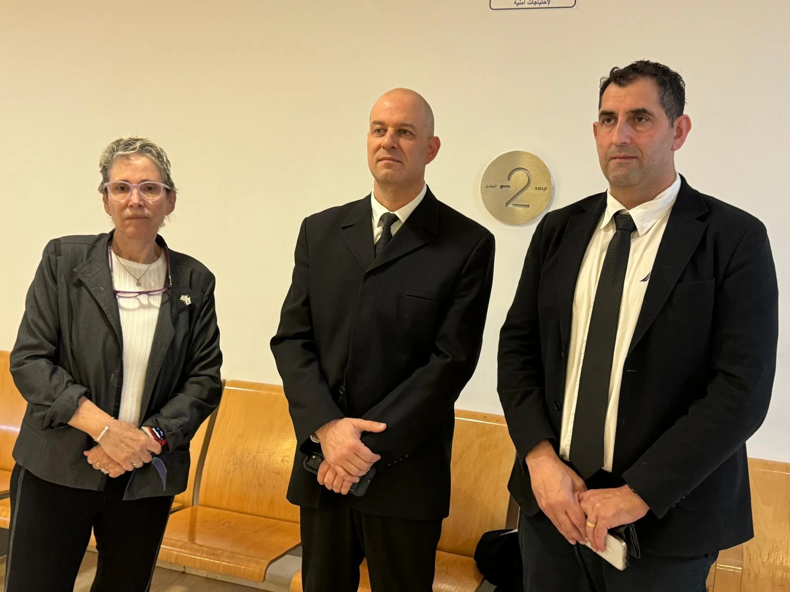 עורכי הדין תמי אולמן, יעקב שלומוביץ׳ ושאדי סרוג׳י' 12 בספטמבר 2024