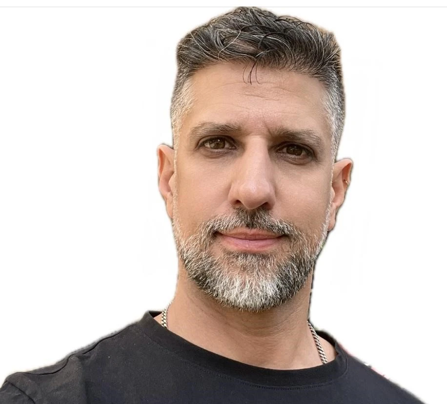 ד"ר אורן דיין.