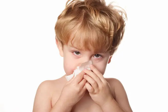 מדיניות ממשלת בריטניה לתת לילדים "טמיפלו" גם במקרה של תסמיני שפעת קלים "אינה ראויה"