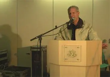 איילנד. "לראשונה מזה עשרות שנים יש בעזה גורם שהוא גם שולט וגם לוקח אחריות"