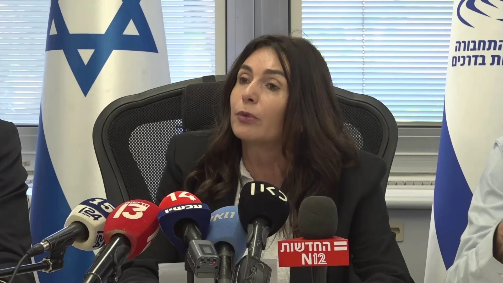 שרת התחבורה מירי רגב
