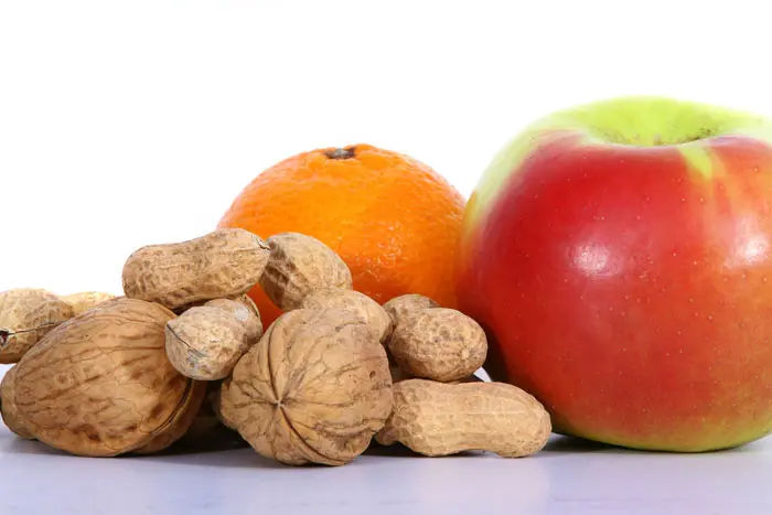 שינוי אורך החיים שנבדק במחקר כלל תזונה עשירה בפירות, ירקות, דגנים מלאים ומוצרי סויה, וכן אימון גופני קל