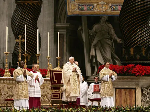 האפיפיור בנדיקטוס השישה עשר בחגיגות חג המולד