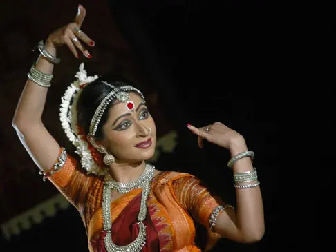 רקדנית הודית בריקוד אודיסי, הודו
