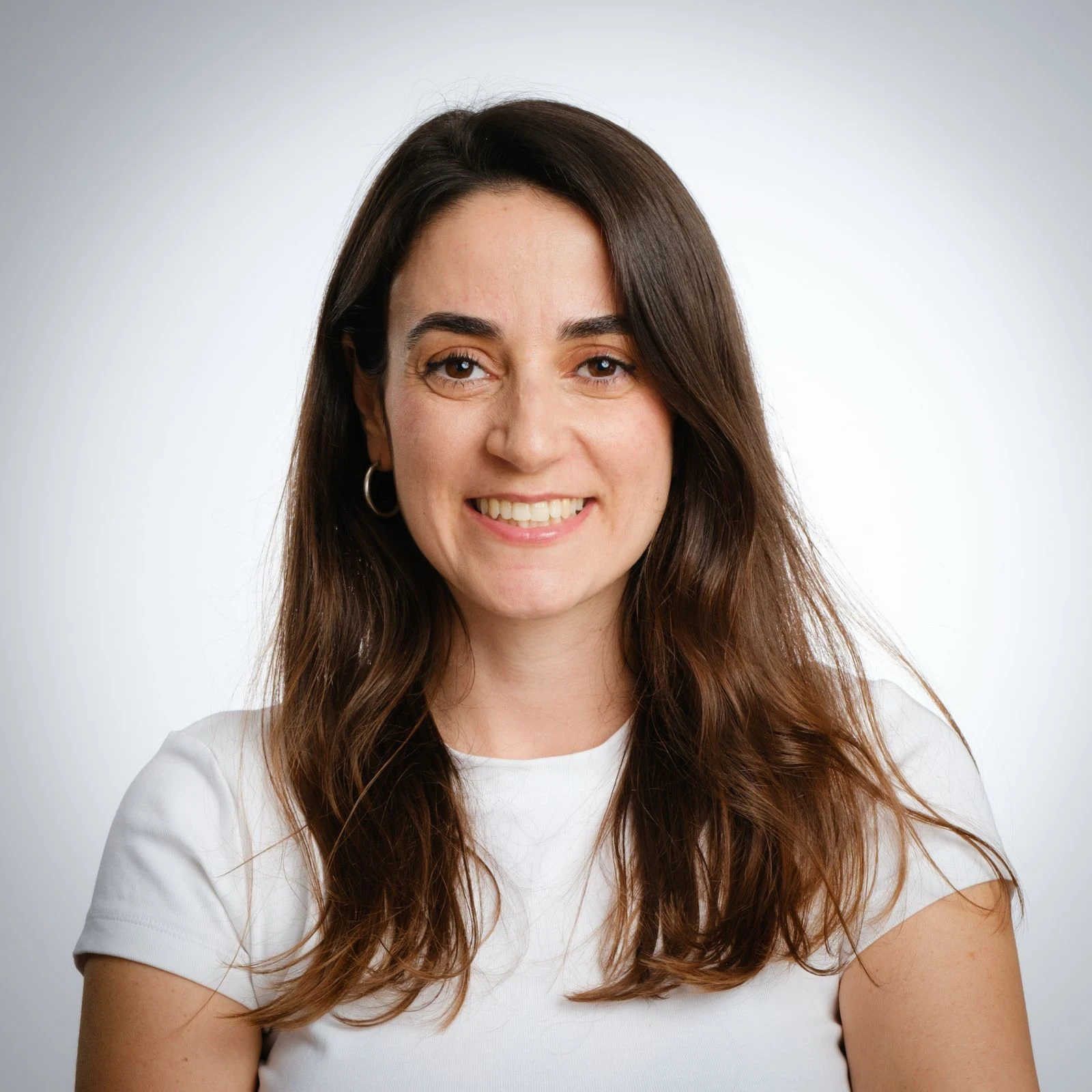 הילה פאוסט.