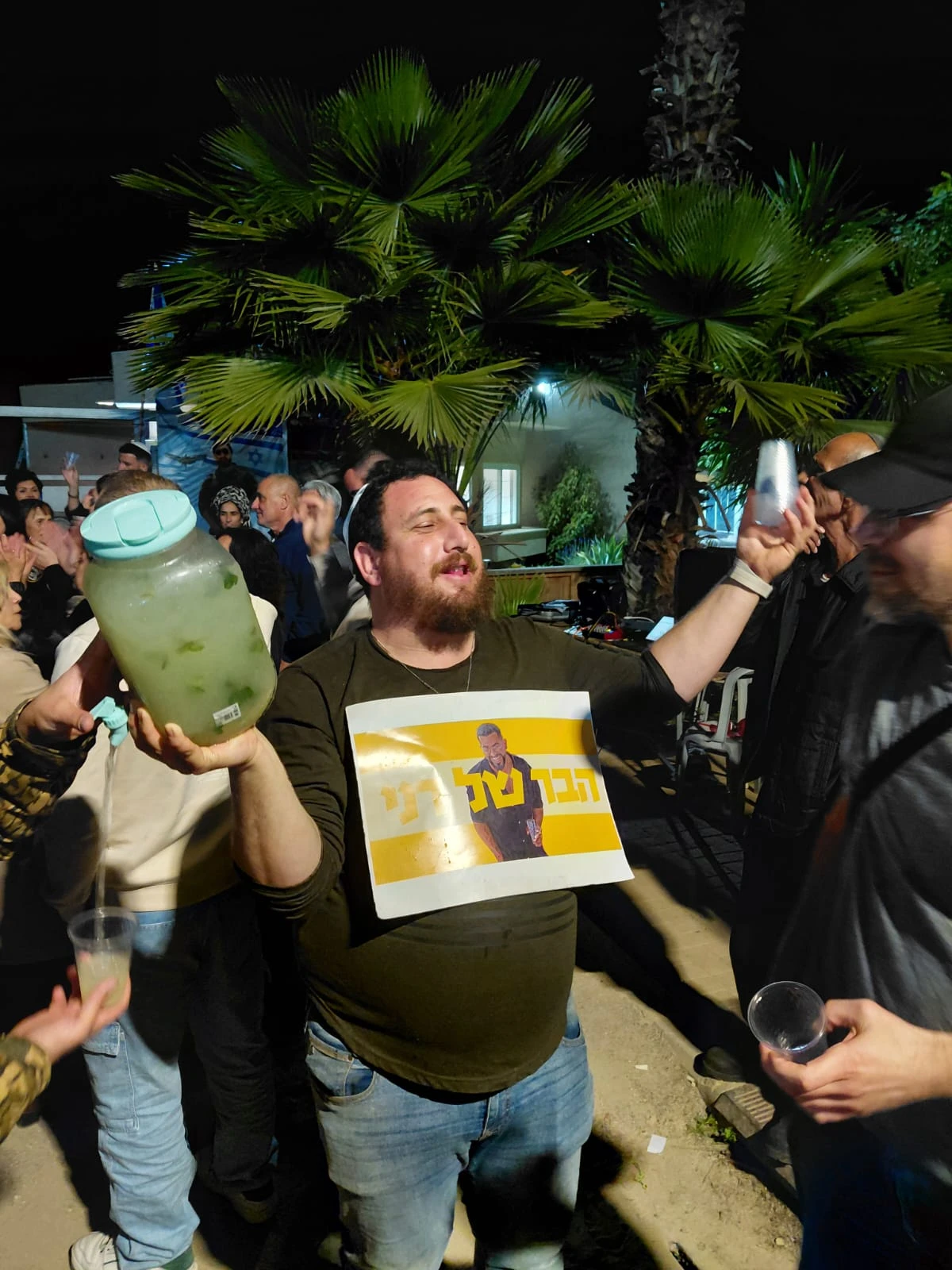 ערק "בבר של רני" בערב סיום שבעה של גואילי