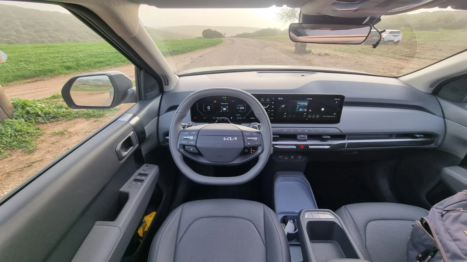 EV3. כפתורים פיזיים לכל פונקציה חשובה