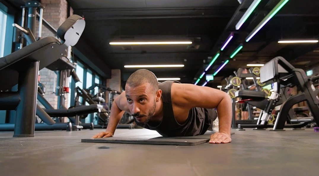 פוש־אפ (שכיבות סמיכה)