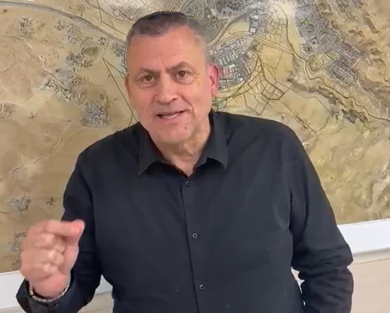 יאיר מעיין נגד בנט