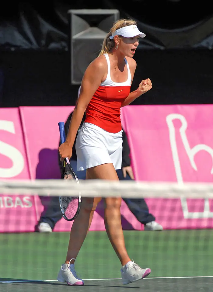 מריה שראפובה טניסאית נבחרת הפדרציה הרוסית
