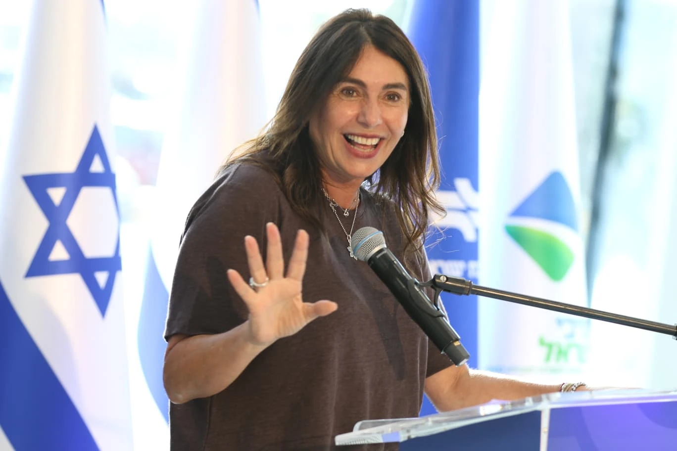 שרת התחבורה מירי רגב