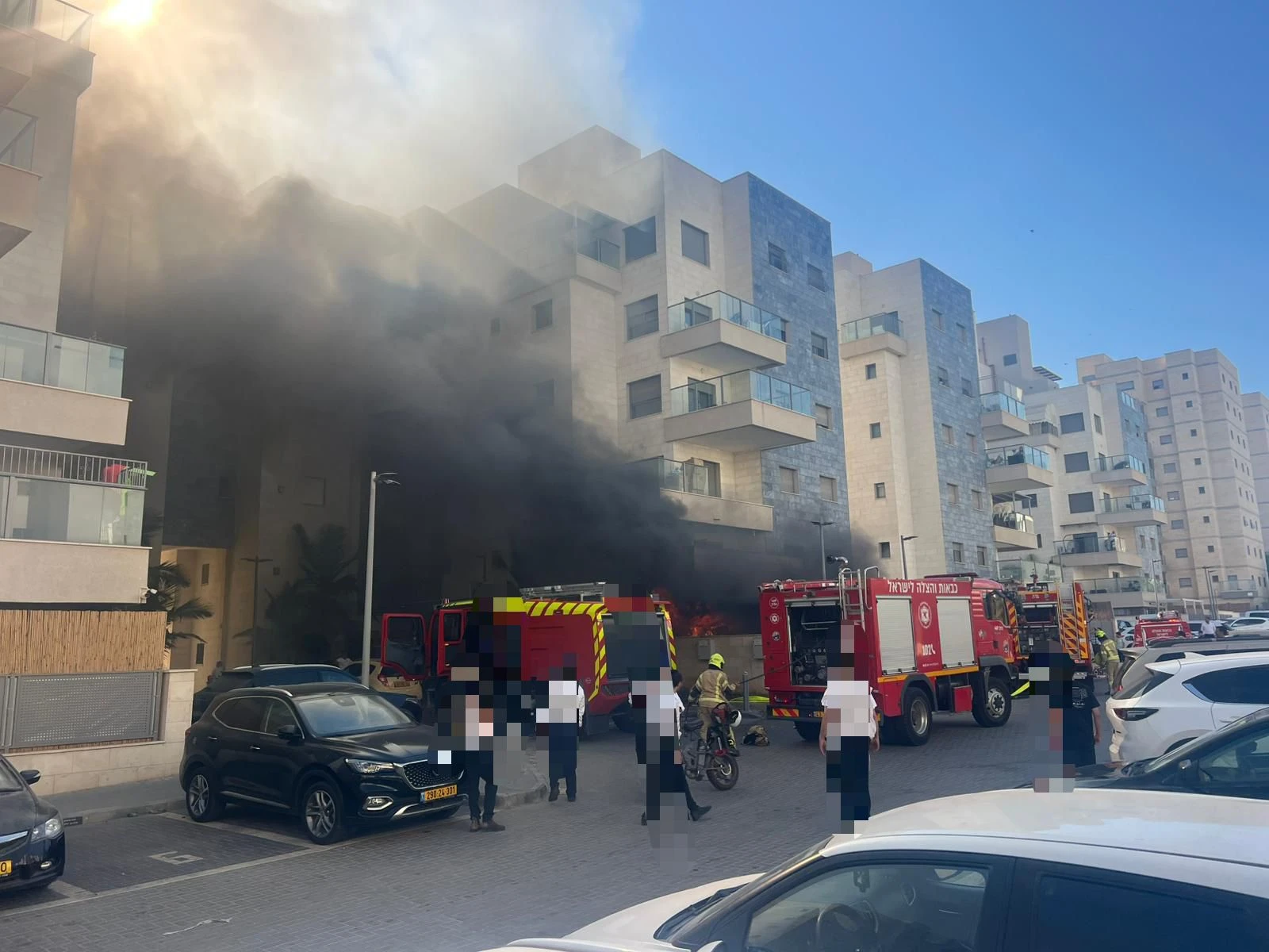 שריפה בבניין מגורים
