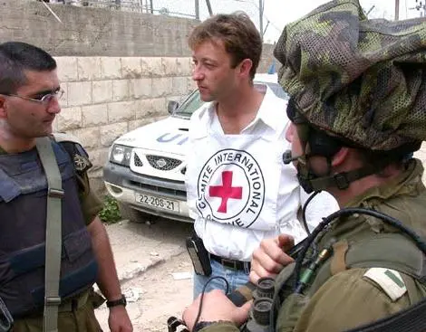 "אנחנו דוחים עקרונית את הבקשה, משום שישראל דוחה את התנאים לשחרורו". למצולמים אין קשר לכתבה
