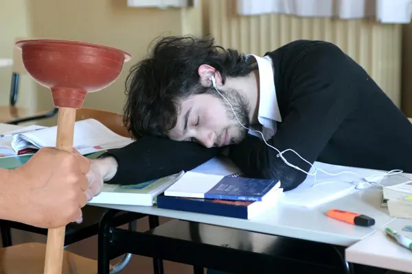 אין קשר בין התמונה לרן דנקר