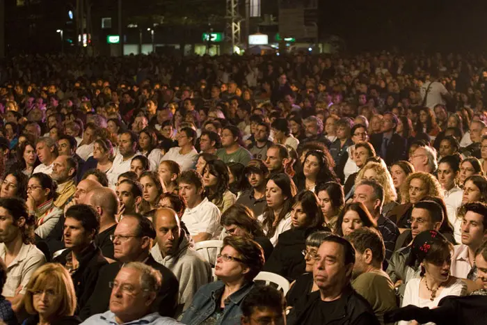 טקס יום הזיכרון בכיכר רבין בתל אביב