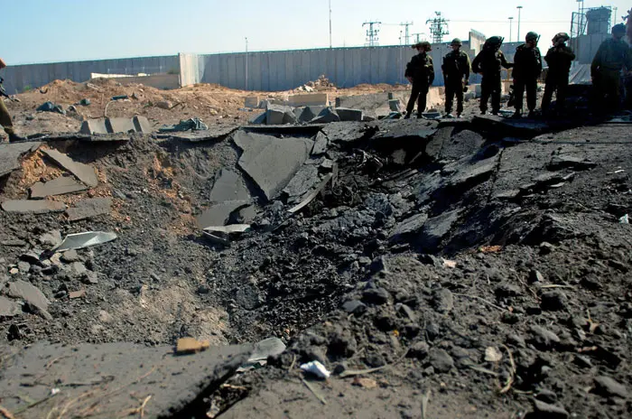 "מדובר בבסיס שסופג לא רק קסאמים ופצצות מרגמה, אלא גם משמש יעד עבור פיגועי תופת". ניסיון הפיגוע במעבר ארז בשבוע שעבר