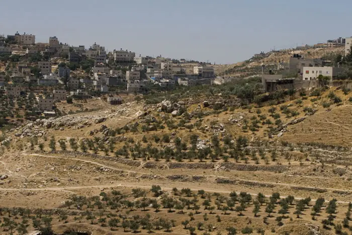 "מימוש זכות בסיסית ביותר כגון הזכות לקורת גג אינו דבר מובן מאליו והוא טעון מאבק וסיכונים". ג'בל מוכבר