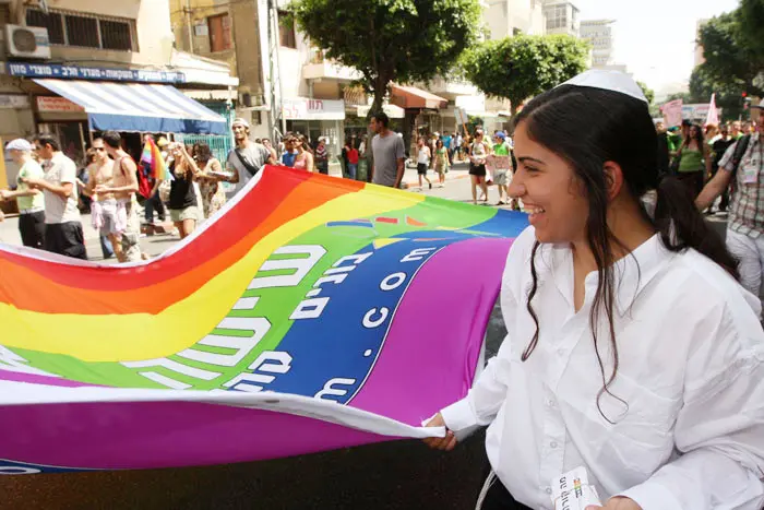 למה דווקא בירושלים, שואלים מגיני זכויות הדתיים, ושולחים את ההומואים להיסגר במרחב שבין הים לאיילון