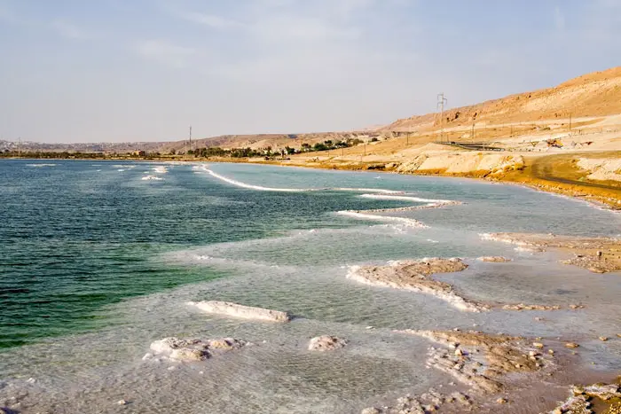 האישה שטבעה בים המלח פונתה לבית החולים כשהיא מונשמת