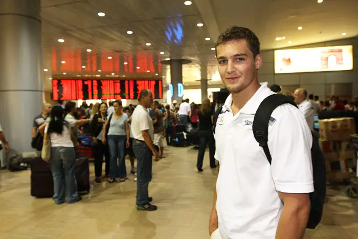 יסיים את המוקדמות בתרגיל סוס הסמוכות והטבעות. שטילוב