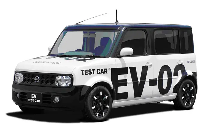ניסאן קיוב EV מכונית חשמלית