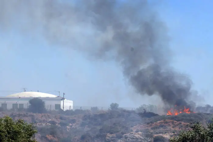 השריפה התפשטה עקב שינוי פתאומי של הרוח