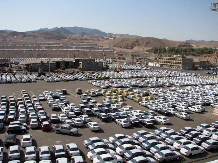 עשרות אלפי מכוניות ממתינות לקונים