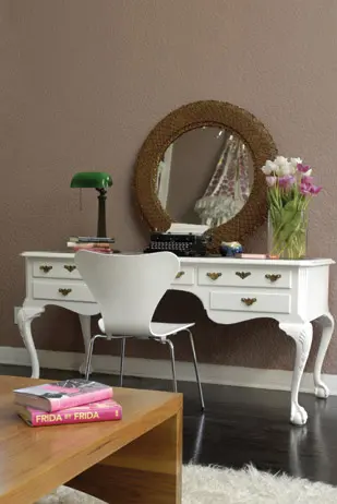 לאלמנטים מתקופות קודמות מעניקים המעצבים משמעות עכשווית ע"י הגדרה מחדש