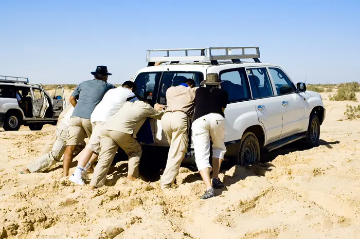 חלום בו אנו נאבקים עם מזג האוויר מייצג את הנטייה שלנו להיאבק עם המזג הסוער הקיים בנו