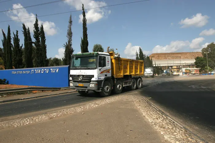 "יש לא מעט נהגים שמוכנים לעבוד אצלי, אבל רק בשחור, כי הם רוצים במקביל להמשיך לקבל דמי אבטלה"