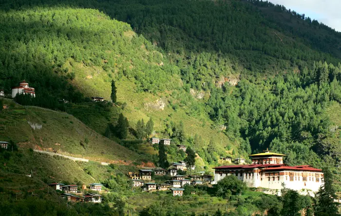 במרץ האחרון, ערכה ממלכת בהוטן בחירות לפרלמנט לראשונה