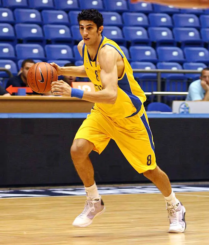 מזל שיש NBA ולא חייבים רק כדורסל ישראלי. בתמונה: שחקן שלעולם לא יגיע לבוסטון