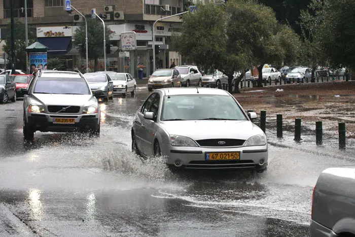 כיכר המדינה ביום גשום