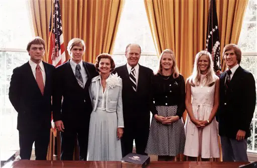 נשיא שלא מבחירה. ג'רלד פורד ומשפחתו