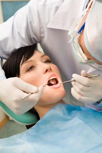 רפואת שיניים. ההוצאה השנייה בגודלה