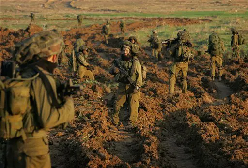 ברק: "עזה מכותרת חלקית". חיילי צה"ל בכניסה לעזה