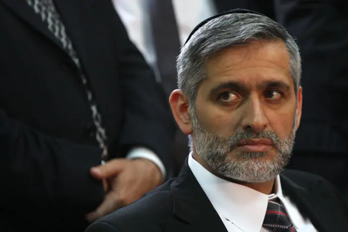 ביקש להחיל את החוק רק על ירושלים. ישי