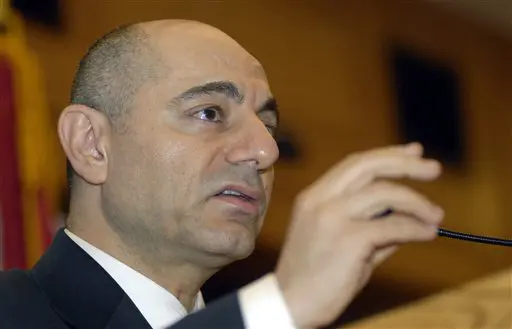 "אנחנו קוראים לממשל האמריקאי החדש לנהל מגעים ישירים מול אירן". מוסטפא
