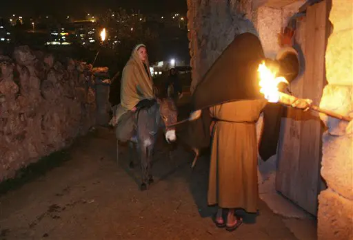 "אין ספק שהביקור של האפיפיור ידחוף קדימה את התיירות", פוסק ראש העיר ראמז ג'ראייסי