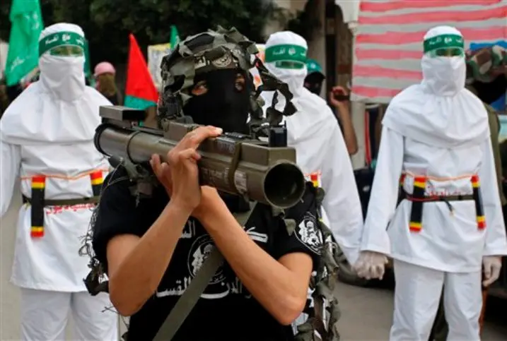 "איננו סבורים כי אבו מאזן יקדם דבר למען האינטרס הפלסטיני". פעילי חמאס