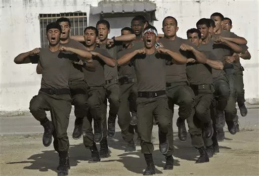 "החבורה של רמאללה רוצה להשיב לעצמה את התהילה הפוליטית". פעילי מנגנוני הביטחון הפלסטינים במהלך אימון
