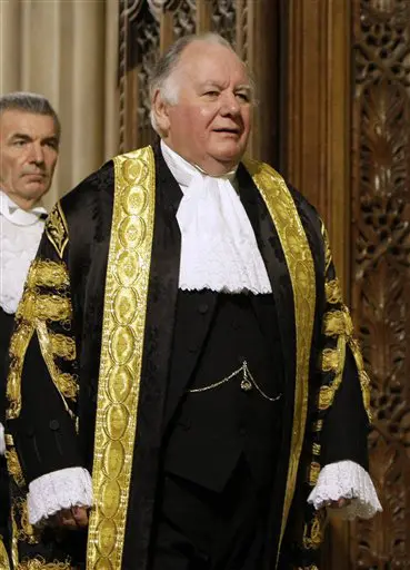מרטין הוא יו"ר הפרלמנט הראשון בבריטניה שנאלץ להתפטר מאז 1695
