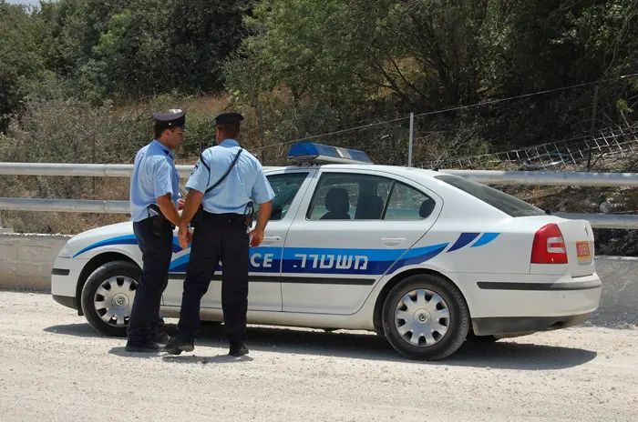 משטרת ישראל. ערוכה בכבישים לקראת החגיגות