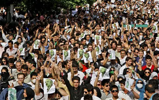 מחאות בטהרן נגד הנשיא מחמוד אחמדינג'ד