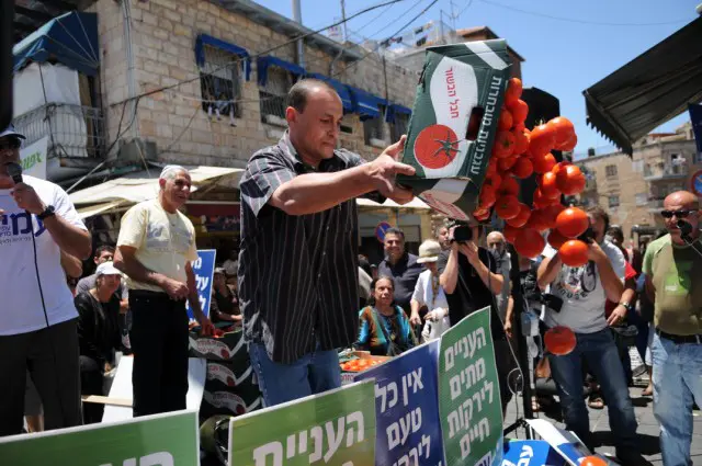 סיכוי קלוש כי יבוטל הפטור ממע"מ על פירות וירקות