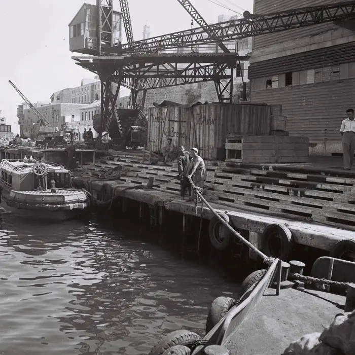 נמל יפו בשנת 1949