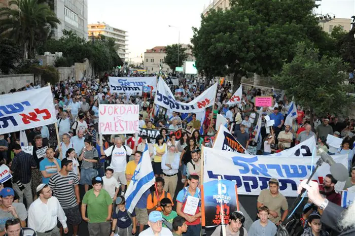 המתנחלים מבטיחים כי יעלו לירושלים ויפגינו כנגד ההתקפלות והכניעה"