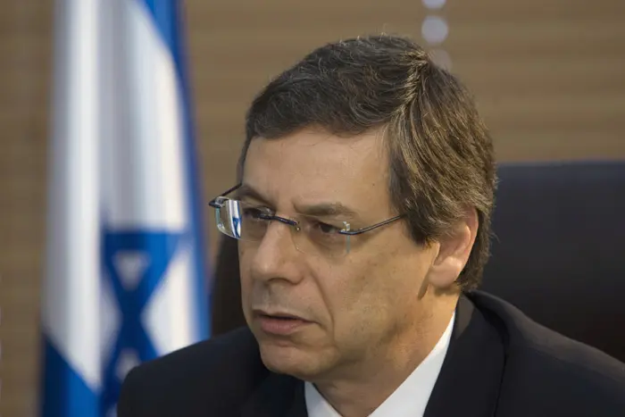 "לא מקרה של זדון", אילון