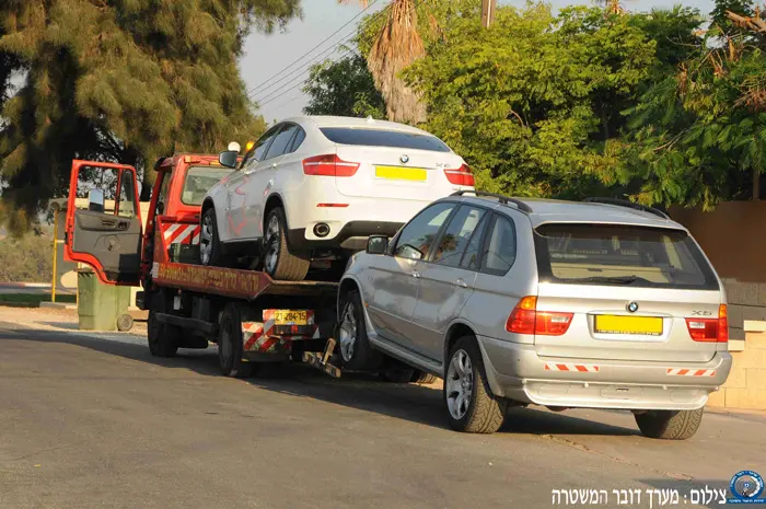 כלי רכב של דומרני ואנשיו שהוחרמו על ידי השוטרים